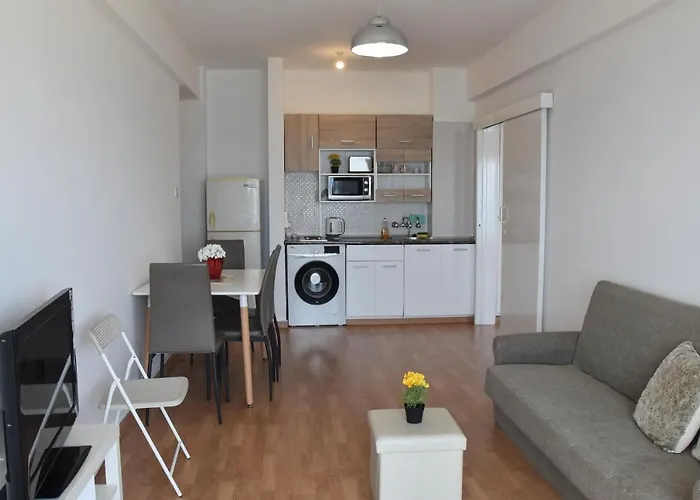 Kolonaki Seaview * Larnaca