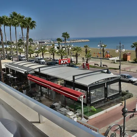Διαμέρισμα Kolonaki Seaview *